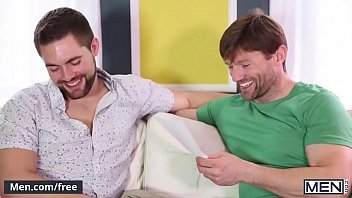 Videos porno gay sarados fodendo demais